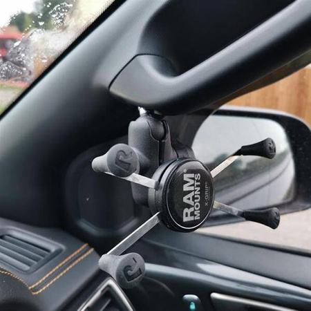 RAM® základna se středovým otvorem pro šrouby M8 a kulovým kloubem 1"