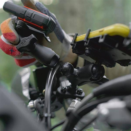 RAM® sestava - klip a základna tvaru diamantu pro ruční zařízení Garmin