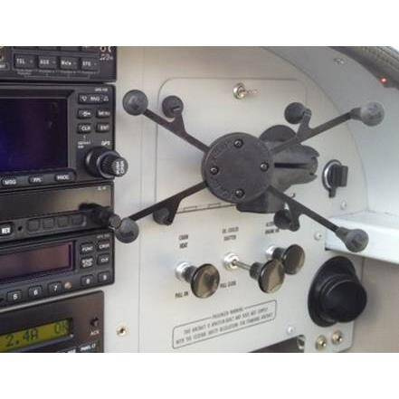 RAM® sestava - držák X-Grip® pro 7"-8" tablety se střed. ramenem a samolepící kulatou základnou 2,5"