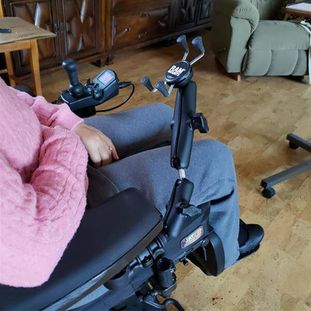 RAM® držák telefonu pro loketní opěrky invalidního vozíku s rychlým uvolněním a otočením