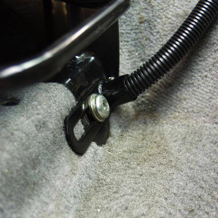 RAM® Pod™ III Držák na vozidlo s otočným ramenem s kulatou deskou